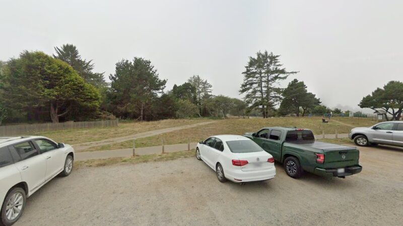 Mad River Bluffs and Dog Park parking - McKinleyville, CA