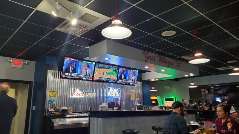 MudBums Sports Grill - McMinnville, TN