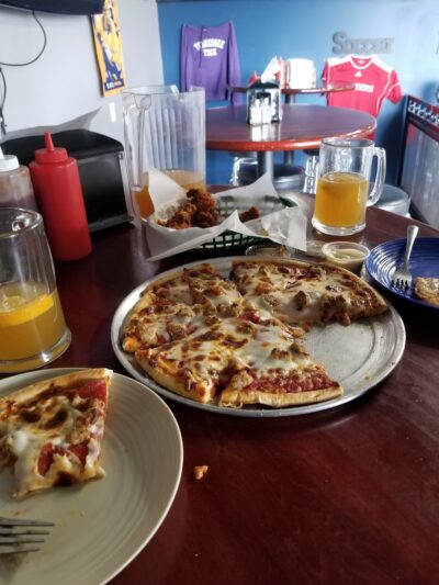 MudBums Sports Grill - McMinnville, TN