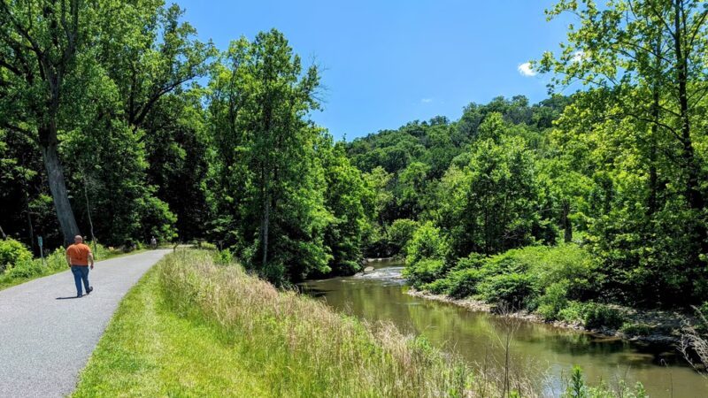 Chester Creek Trail parking - Media, PA