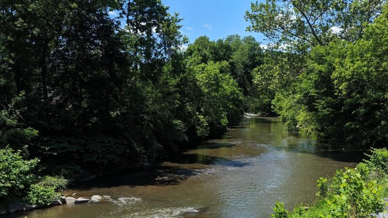 Chester Creek Trail Parking - Media, PA