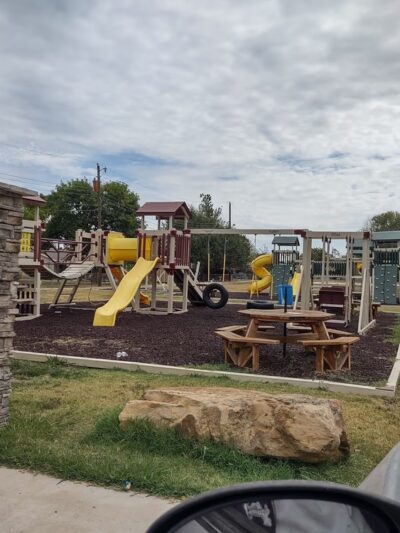 Meeker Glenn Crest Park - Meeker, OK