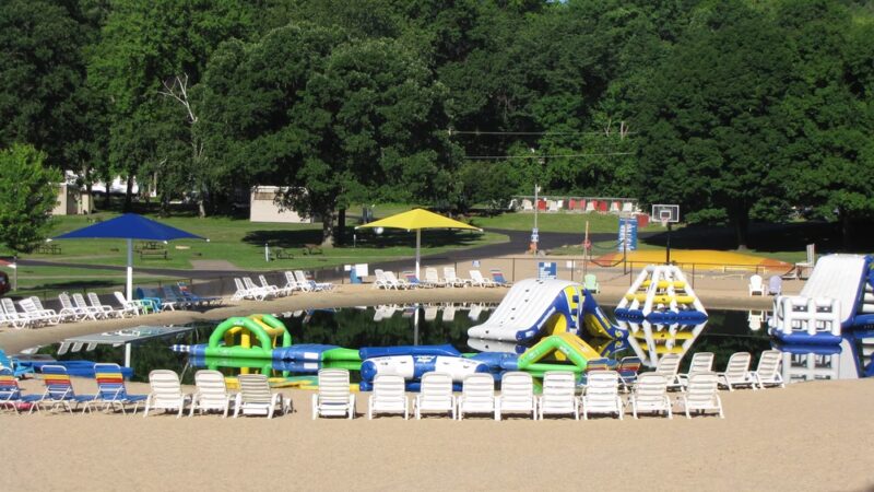 Merry Macs Campground - Merrimac, WI