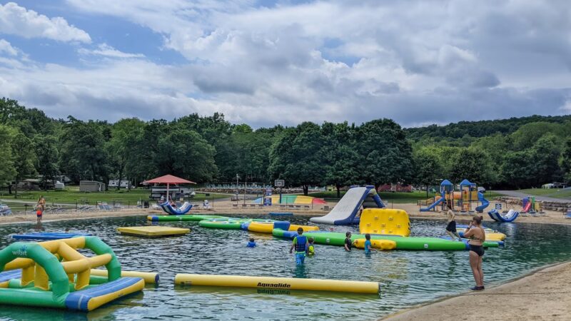 Merry Macs Campground - Merrimac, WI