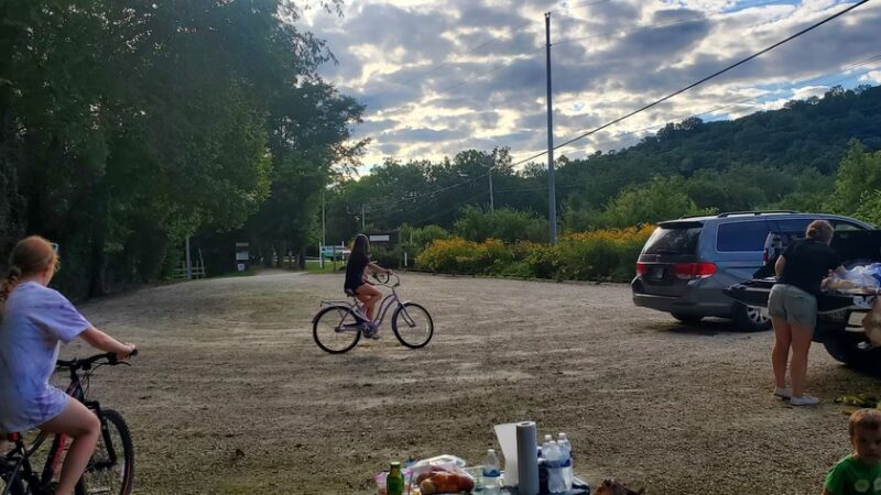 Yellowbank trailhead - Metamora, IN