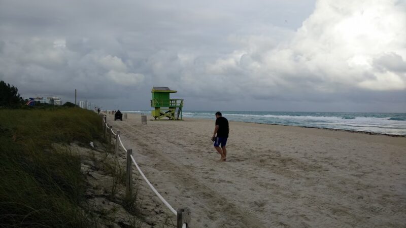 Altos Del Mar Park - Miami Beach, FL