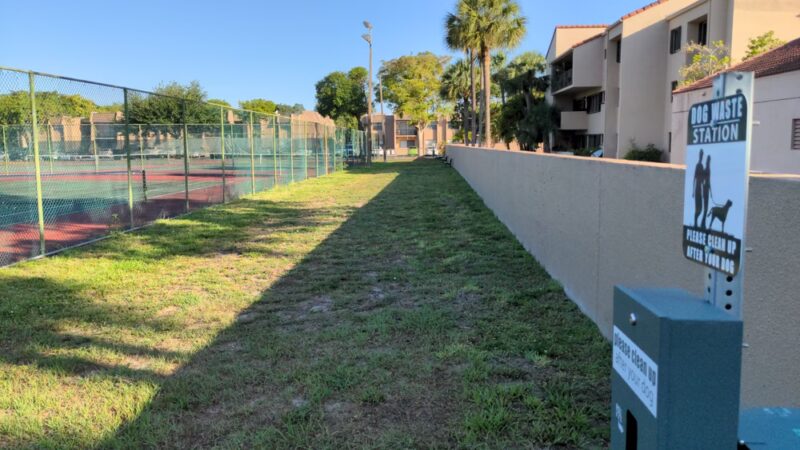 Happy Tappy Dog Park - Miami Lakes, FL