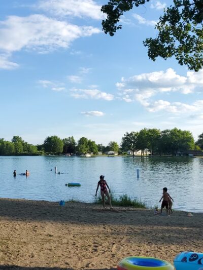 Waubee Lake Park - Milford, IN