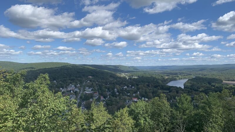 Milford Knob Trailhead - Milford, PA