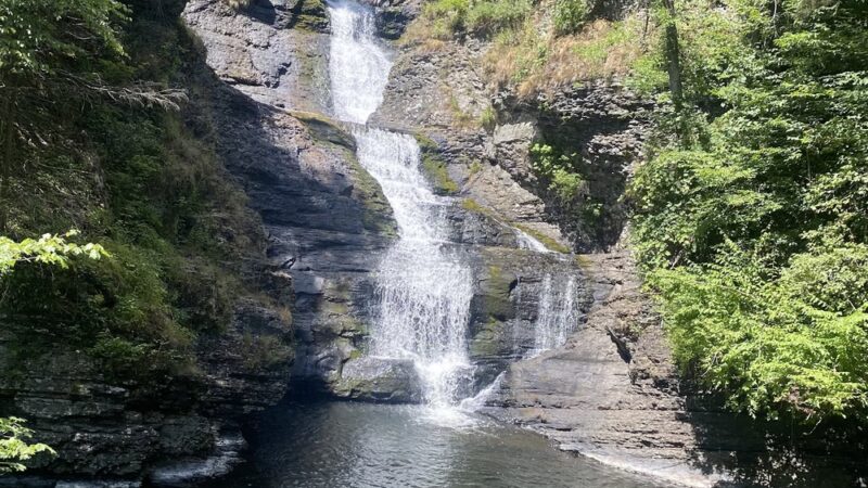 Milford Knob Trailhead - Milford, PA