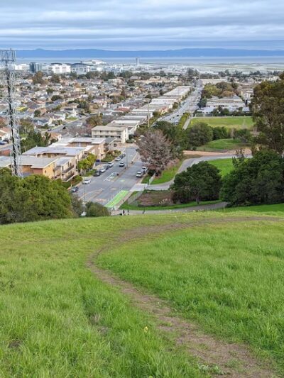 Millbrae Spur Trail - Millbrae, CA