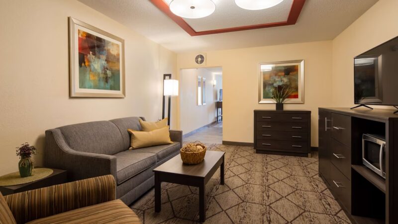 Best Western Nittany Inn Milroy - Milroy, PA