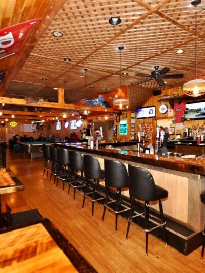 New Lancaster Valley Wilderness Lodge - Milroy, PA