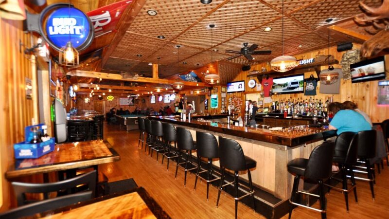 New Lancaster Valley Wilderness Lodge - Milroy, PA
