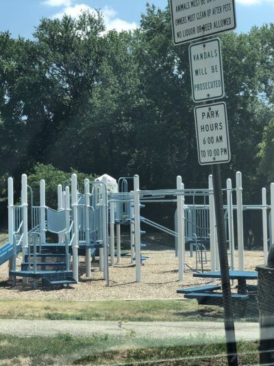 Broadmoor Park - Mission, KS