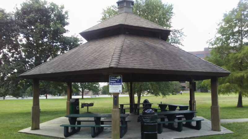 Broadmoor Park - Mission, KS