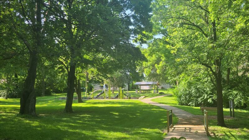 Crestview Park - Mission, KS