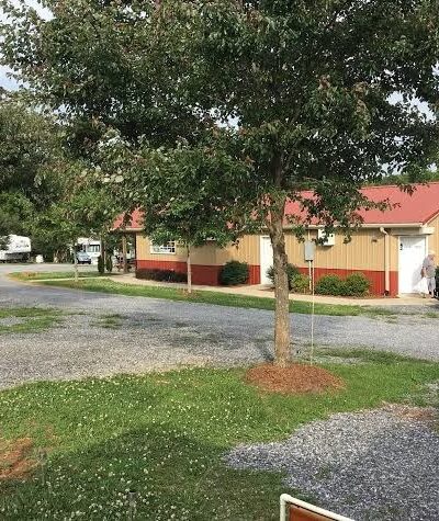 Sweet Water RV Park - Moneta, VA