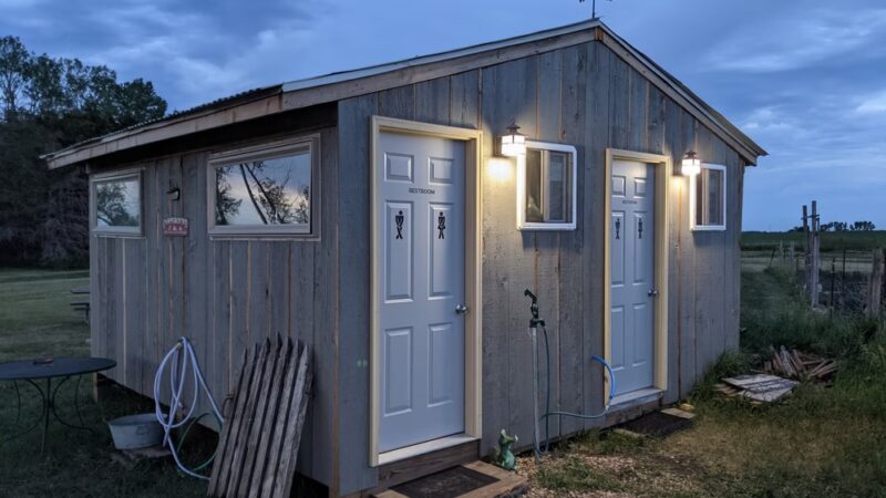 Uncle B's Farm & Hip Camp - Monroe, SD