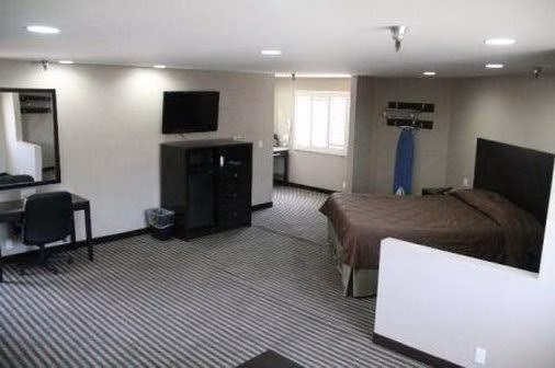 Motel 6 Monterey Park, CA - Monterey Park, CA