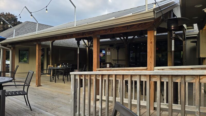 Pig Dog Pub - Montgomery, IL