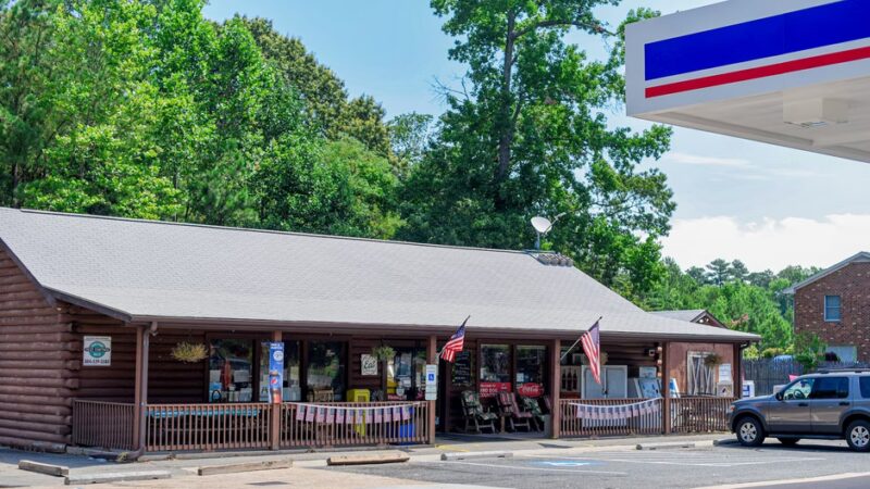 Bird Dogs Country Store - Montross, VA