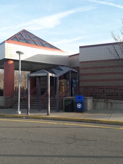 Montvale Travel Plaza - Montvale, NJ