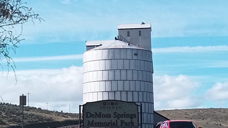 DeMoss Springs Memorial Park - Moro, OR