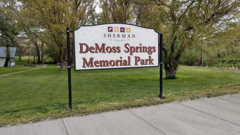 DeMoss Springs Memorial Park - Moro, OR