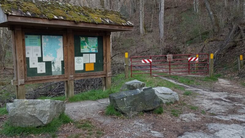 Ridley Fields parking - Mountain Rest, SC