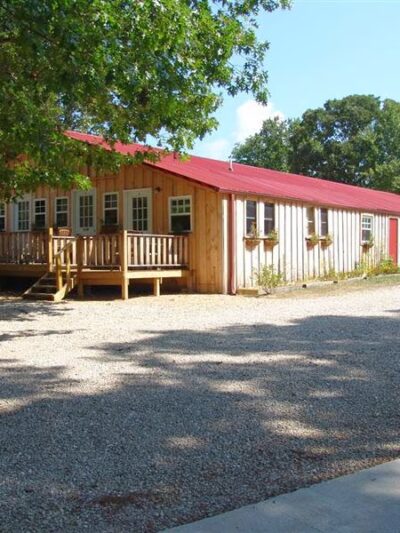 Ozarks Mountain Springs R.V. Park & Cabins - Mountain View, MO