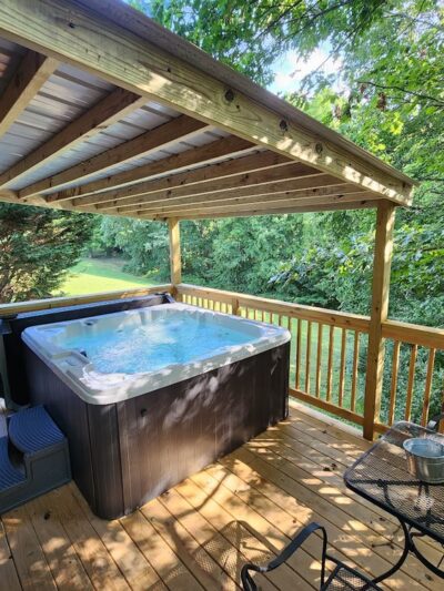 Summersville Lake Retreat & Lighthouse - Mt Nebo, WV