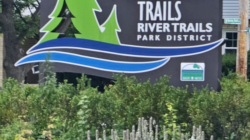 BURNING BUSH TRAILS PARK - Mt Prospect, IL