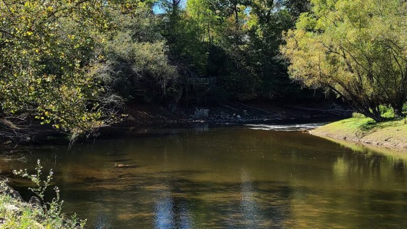 Riverwalk parking - Murphy, NC