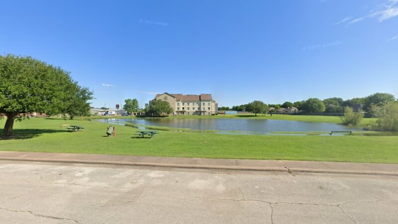 Patout Pond Park - Navasota, TX