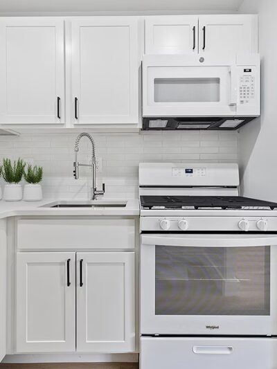 Colonial Village Apartments - New Castle, DE