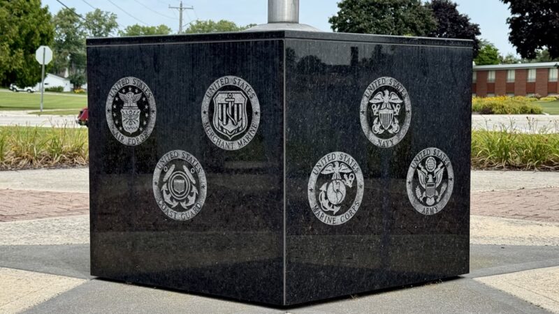 Veterans Memorial at the Kiwanis Park - New Holstein, WI