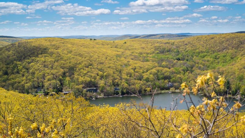 The Pinnacle - New Preston, CT