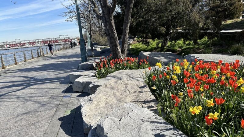 Hudson River Park Lookout - New York, NY