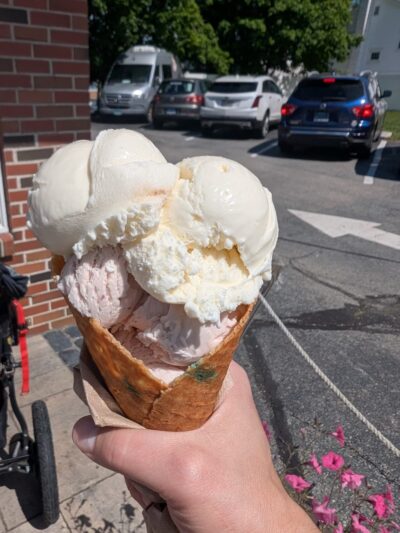 Tony D's Craft Creamery - Niantic, CT