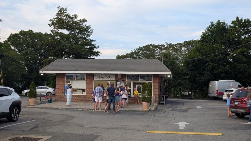 Tony D's Craft Creamery - Niantic, CT