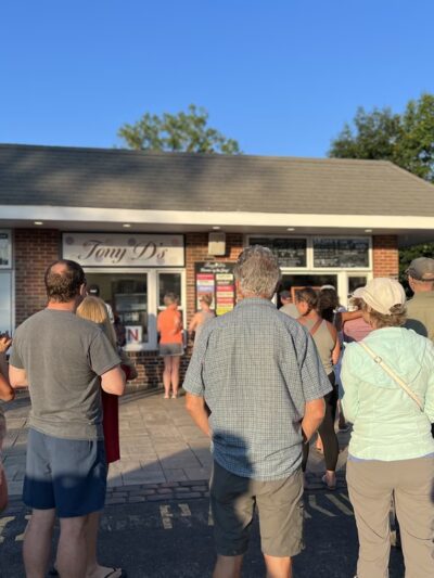 Tony D's Craft Creamery - Niantic, CT