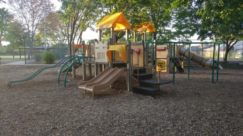 Jonquil Terrace Park - Niles, IL