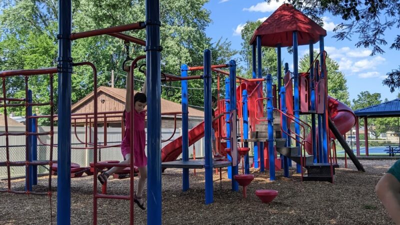 Oakton Manor Park - Niles, IL