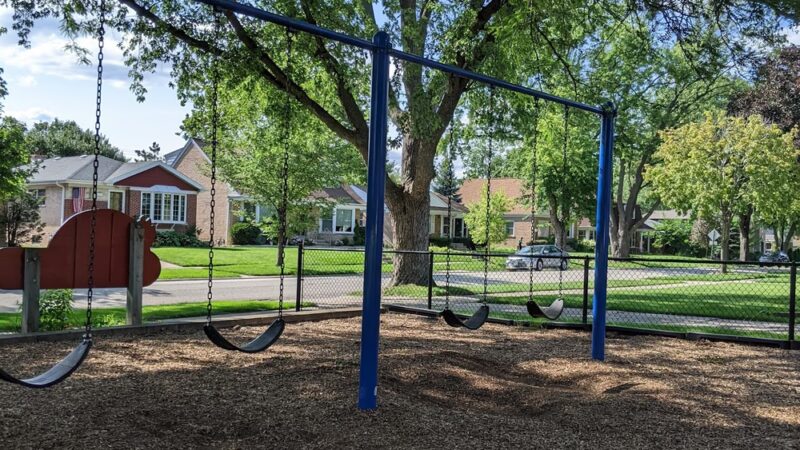 Oakton Manor Park - Niles, IL