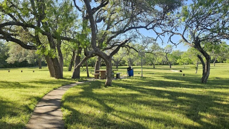 Early Trails In Bee Country - Normanna, TX