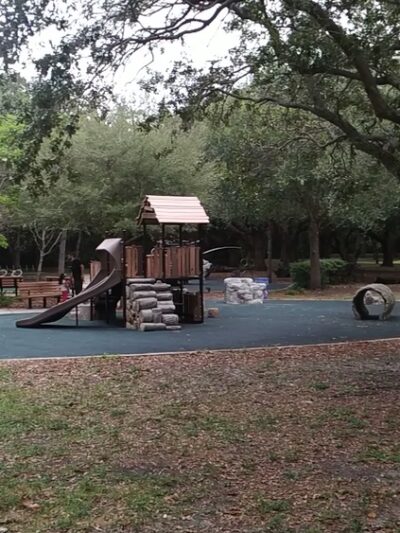 Playground Greynolds - North Miami Beach, FL
