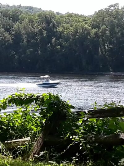 Riverview Picnic Area - Northfield, MA