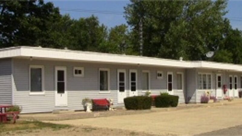 Royal Motel - Northwood, IA