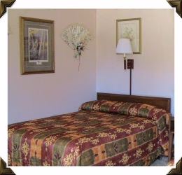 Royal Motel - Northwood, IA